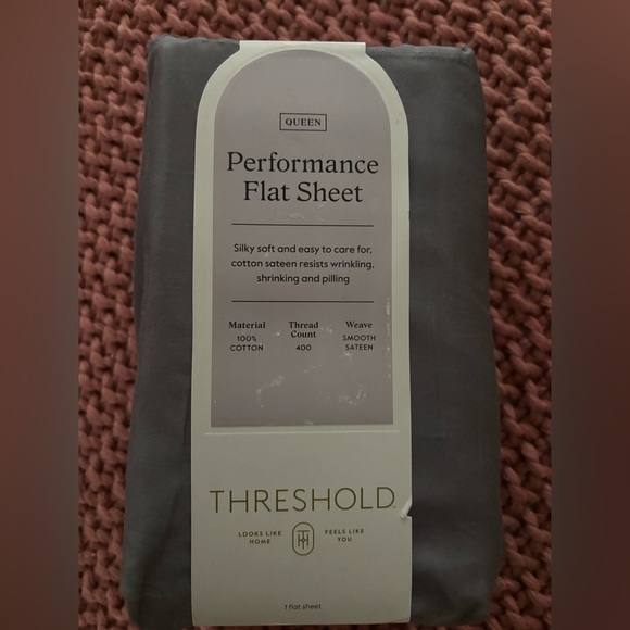 Threshold Other - New Queen Threshold Performance Flat Sheet in Silver Gray